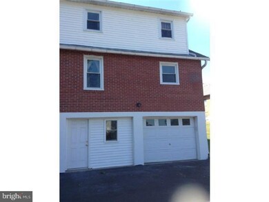 460 Penn St, Pennsburg, PA 18073 - photo 3