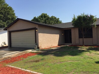 3732 N Claremont Ave, Fresno, CA 93727 - photo 5