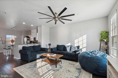 1815 Honeysuckle Ct, Downingtown, PA 19335 - photo 7