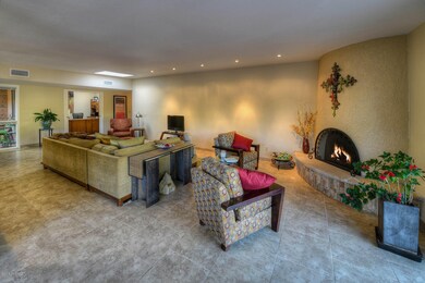 Family Room/FP simulated