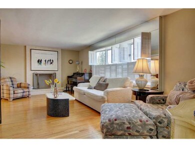 272 Summit Dr, Cranston, RI 02920 - photo 3