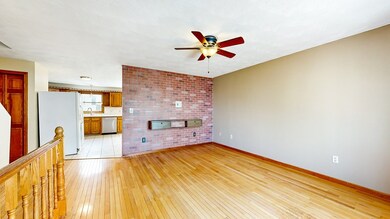 14 Leland St, Malden, MA 02148 - photo 3