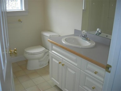 13 Railroad St unit 13D, Acton, MA 01720 - photo 5