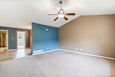 1857 Black Oak Dr, Farmington, MO 63640 - photo 7