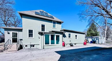 Side solar panels