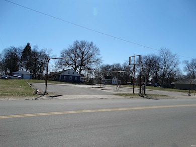 901 E Riverside Dr, Evansville, IN 47713 - photo 3