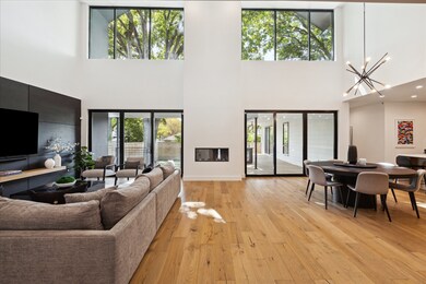 1917 Chippendale Rd, Houston, TX 77018 - photo 7