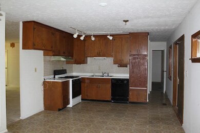 2421 Kickapoo Dr, Lafayette, IN 47909 - photo 4