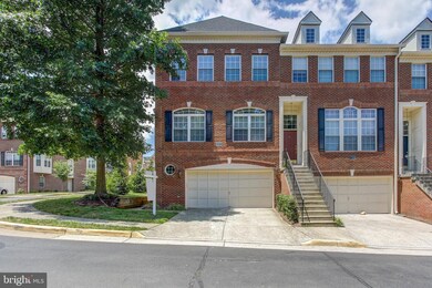 47831 Scotsborough Square, Sterling, VA 20165 - photo 3