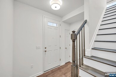 77 Sequoia Dr, Cedar Grove, NJ 07009 - photo 3