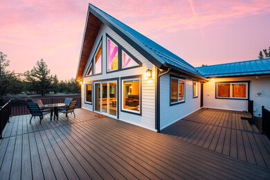 Entertainment Deck