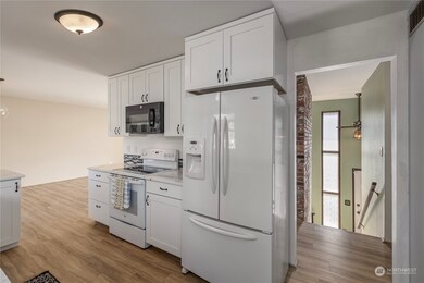 1435 Terrace Ct NE, East Wenatchee, WA 98802 - photo 7