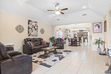 3707 Oriole Dr, Mission, TX 78572 - photo 5