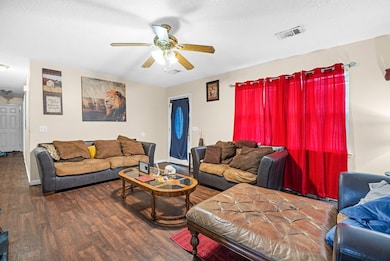 407 Pinecrest Dr, Douglas, GA 31535 - photo 7