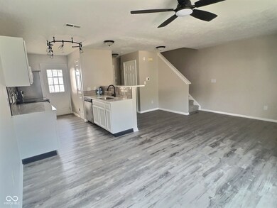 6465 Potomac Square Ln unit 2, Indianapolis, IN 46268 - photo 3