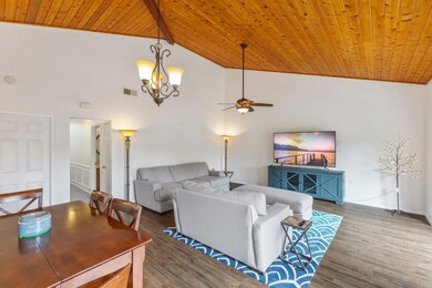 8505 Circle r Valley Ln, Escondido, CA 92026 - photo 7