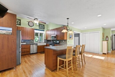 35 Cedar St, Foxboro, MA 02035 - photo 7