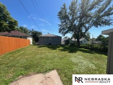 6524 Charles St, Omaha, NE 68132 - photo 2
