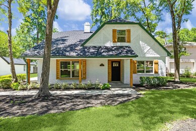 HUGE lot, over 1/4 of an acre in this quiet establ