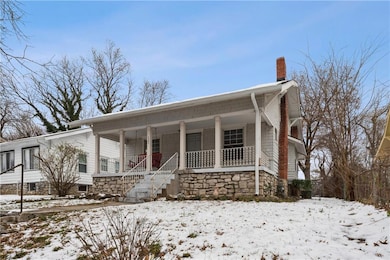 1731 S Crescent Ave, Independence, MO 64052 - photo 3