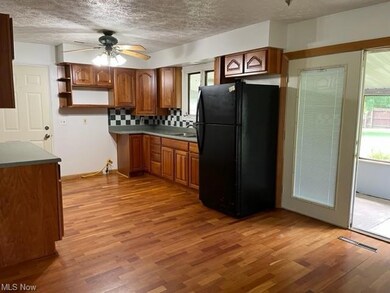 Cherry  kitchen & cherry floor