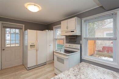 21-23 Halstead St, Kittery, ME 03904 - photo 3