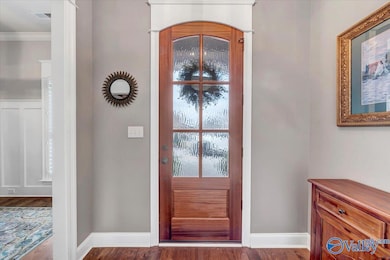 8x8 Beautiful entrance into the open floor plan living.