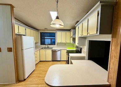 100 Hampton Rd unit 61, Clearwater, FL 33759 - photo 5