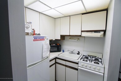 709 Ocean Ave unit 8, Avon By the Sea, NJ 07717 - photo 4