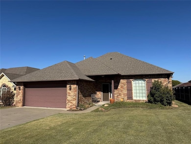 1112 Ariana St, Shawnee, OK 74804 - photo 2