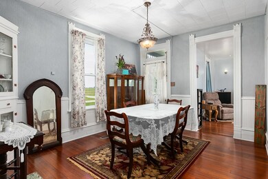 501 W North St, Shumway, IL 62461 - photo 7