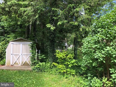 321 Pine Blvd, Orwigsburg, PA 17961 - photo 4