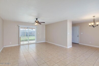 2534 N 47th Ln, Phoenix, AZ 85035 - photo 6