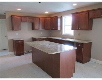 30 Oxford Rd, Cumberland, RI 02864 - photo 4