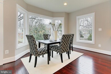 1006 Hillcrest Dr SW, Vienna, VA 22180 - photo 7