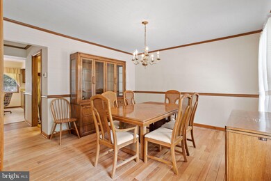 267 Linden St, Moorestown, NJ 08057 - photo 4