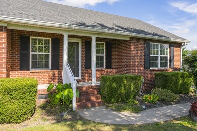 218 Westland St, Portland, TN 37148 - photo 7