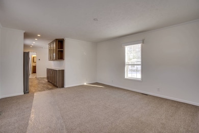 130 Kingsway Dr, North Mankato, MN 56003 - photo 2