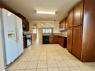 15803 Brett Creek Ct, Cypress, TX 77429 - photo 6