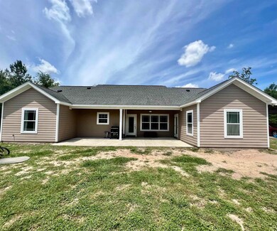 250 Martin Farms Rd, Crawfordville, FL 32327 - photo 2