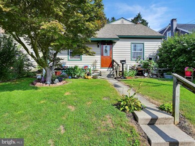 209 Wecaf Rd, New Holland, PA 17557 - photo 2