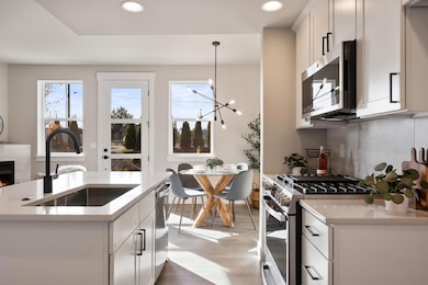 20532 NE Empire Ave, Bend, OR 97701 - photo 7