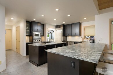 4210 Endeavor Cir_-7