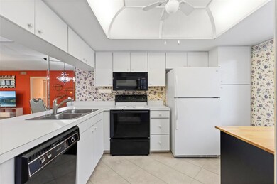 7680 Eagle Creek Dr unit 7572, Sarasota, FL 34243 - photo 6