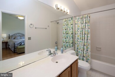 5104 Observation Way, Alexandria, VA 22312 - photo 7