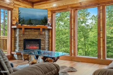 2864 Owens Ridge Way, Sevierville, TN 37876 - photo 3