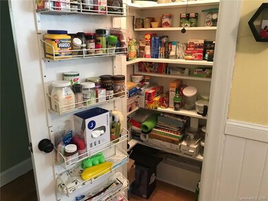 2717 E Broad St, Statesville, NC 28625 - photo 5