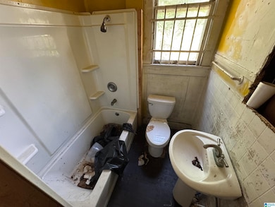 816 7th St SW, Birmingham, AL 35211 - photo 4