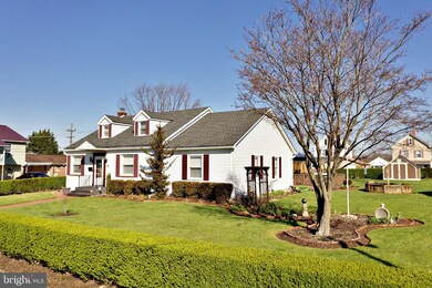 118 W 4th Ave, Ranson, WV 25438 - photo 4