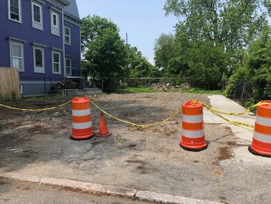 133 Providence St, Providence, RI 02907 - photo 2